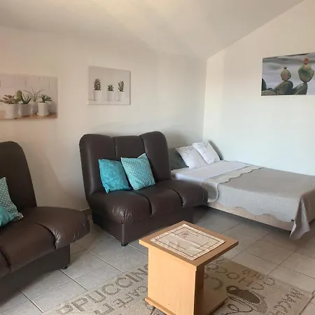 Mia Apartment *