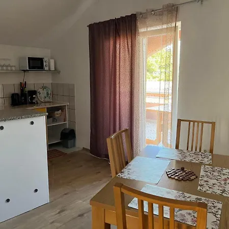 Mia Apartment *