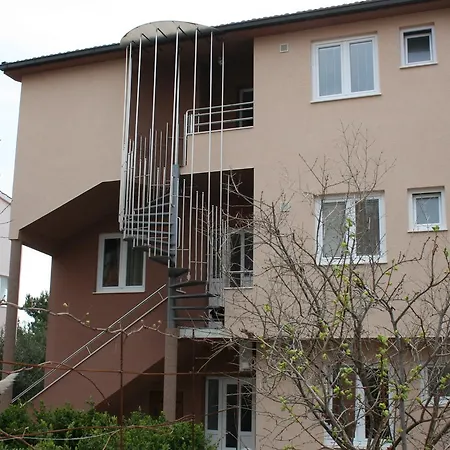 Mia Apartment