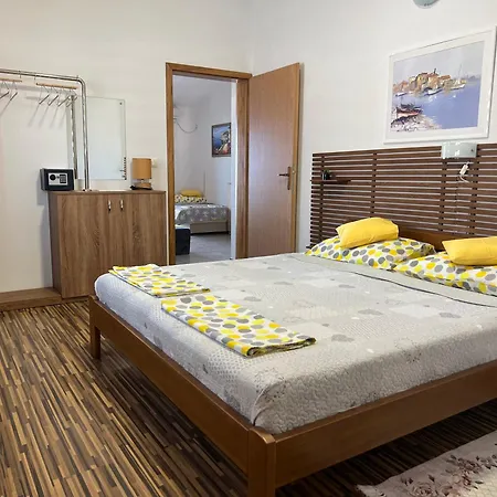 Apartment Mia Trogir